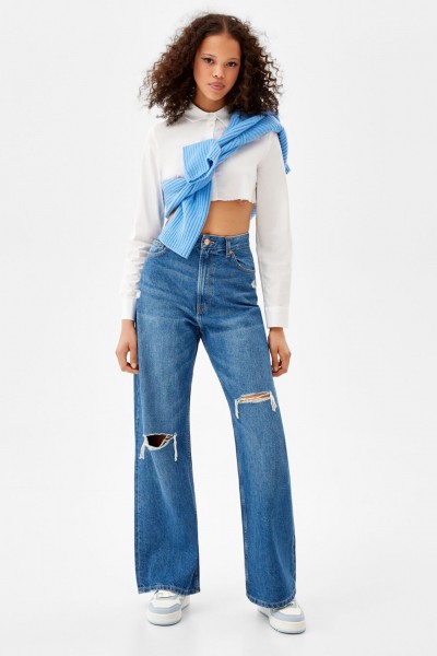 Ripped Mom Jeans – Contains Recycled Cotton
